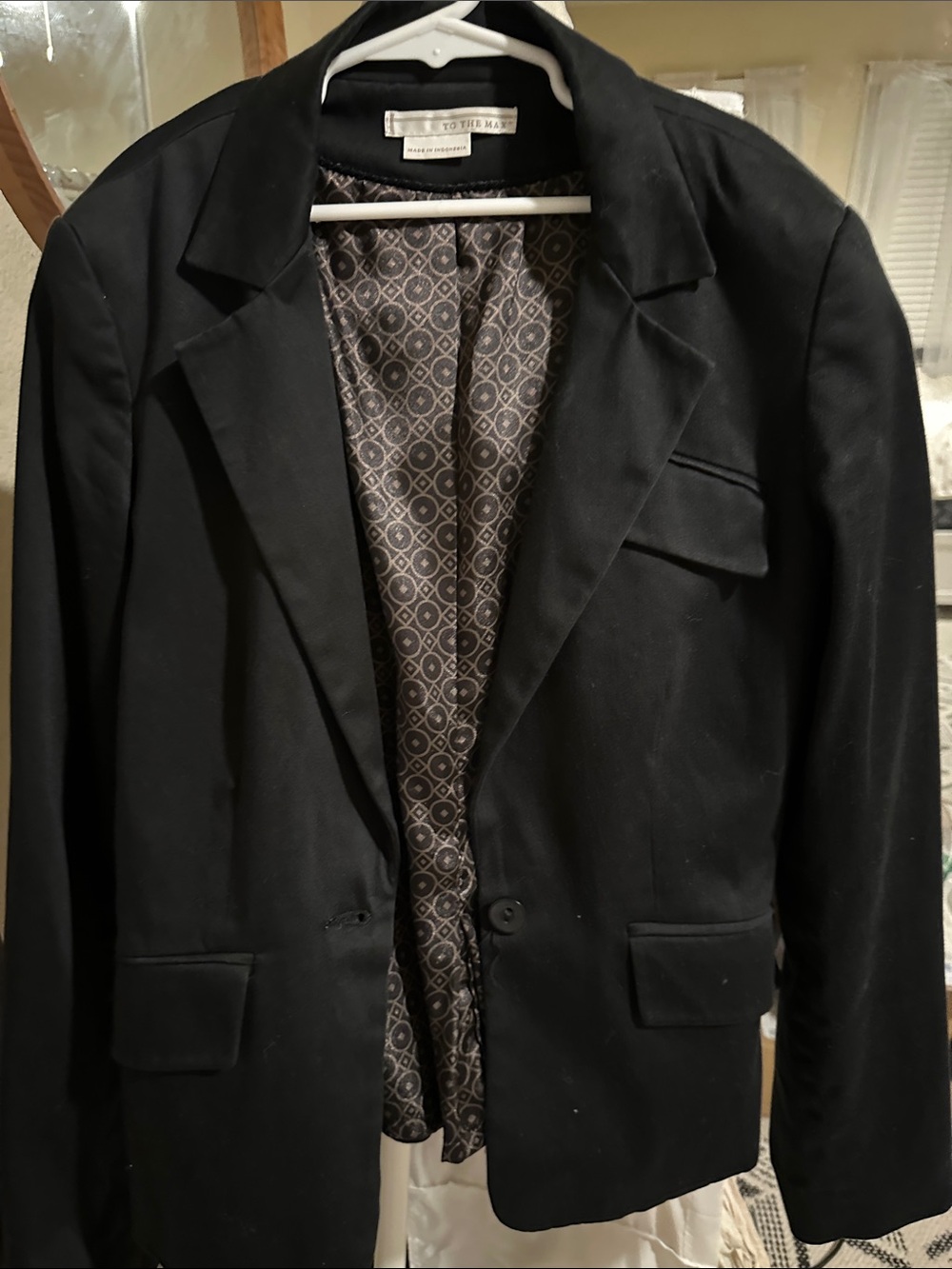To the Max Black Women’s Blazer perfect for work/ office wear